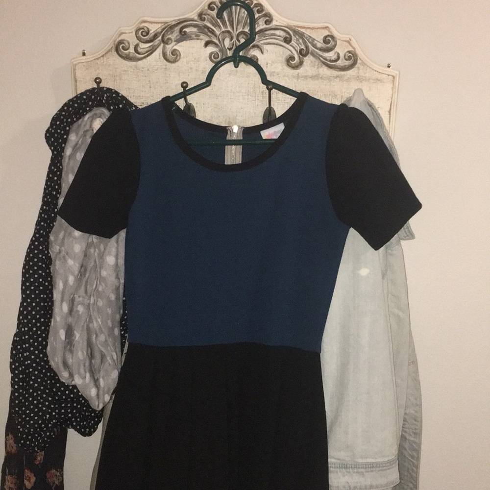 Small Blue/Black Amelia